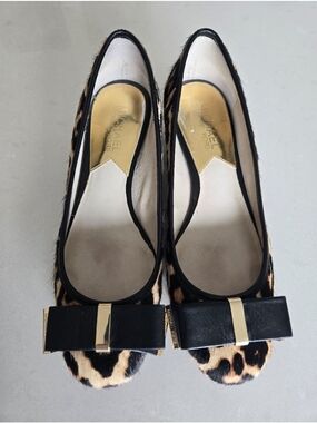 New Condition Michael Kors Leopard Print Bow Heels - Black & Tan